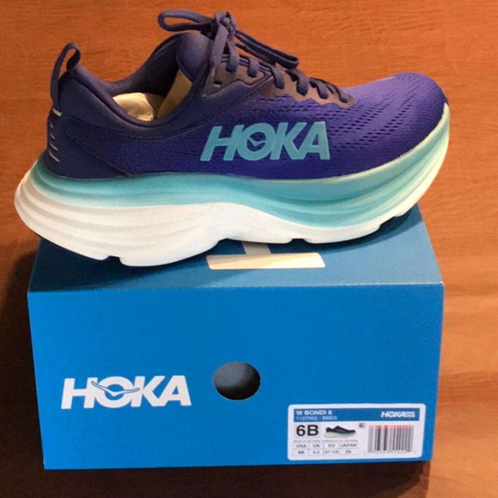 Hoka One One Bondi 8 size 6B